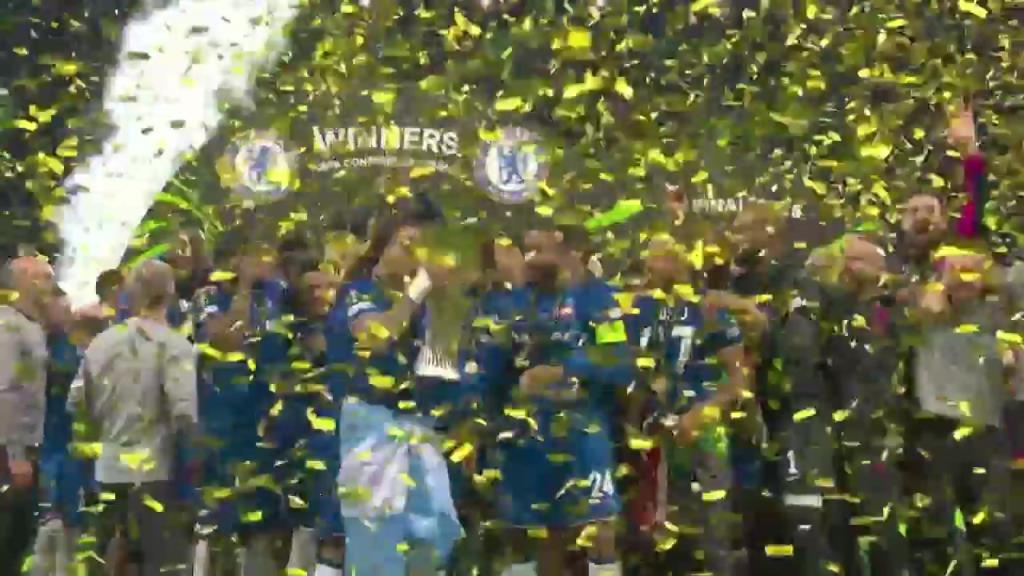 ?榮耀藍軍！歐協(xié)聯(lián)奪冠捧杯！里斯-詹姆斯高舉獎杯全隊慶祝