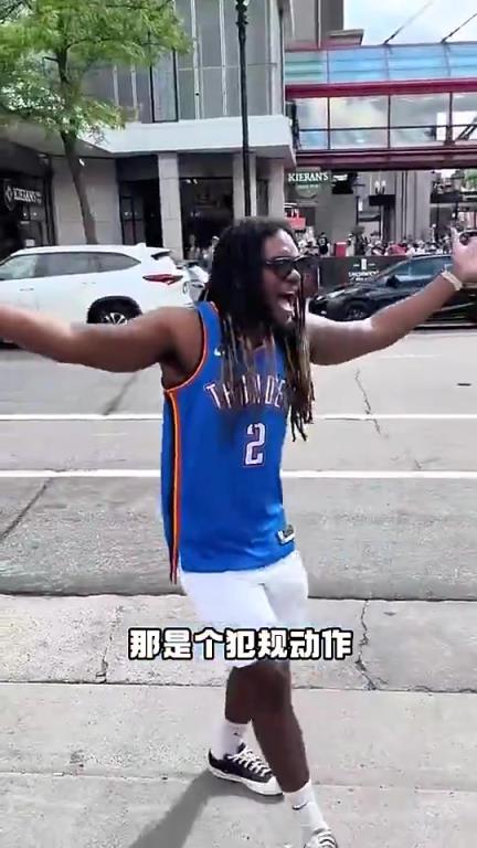 數(shù)據(jù)很炸+帶隊(duì)總決賽！但亞歷山大似乎非常不受美國(guó)球迷待見(jiàn)啊